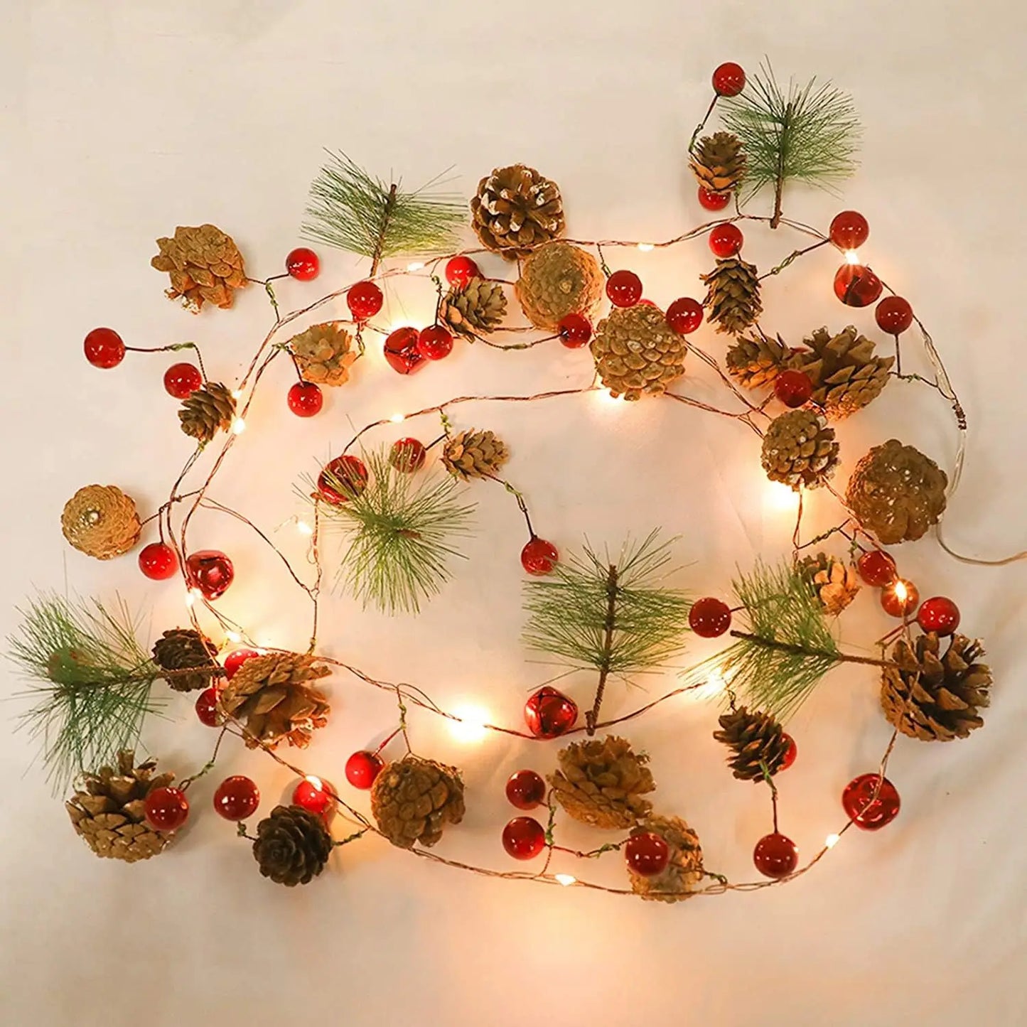 Christmas Garland with Lights, Pinecone Red Berry Garland Lights Battery Operated, 20LED 2M Xmas Decor for Tree, Party, Stair