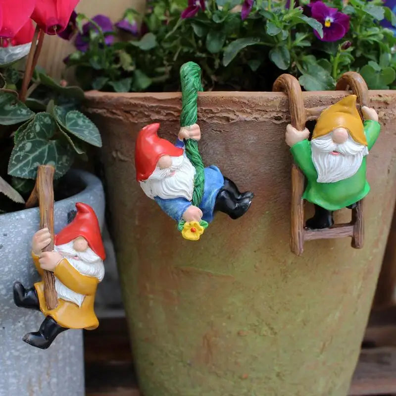 Garden Gnome Statue Elf Tree Climbing Gnomes Sculpture Mini Garden Dwarf Figurines Ornaments For Outdoor Plant Pot Decor